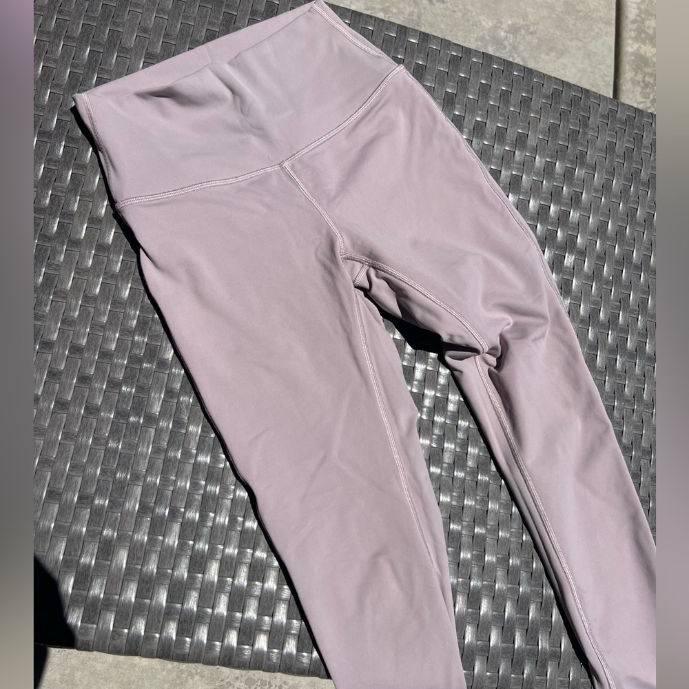 Lavender Lululemon leggings